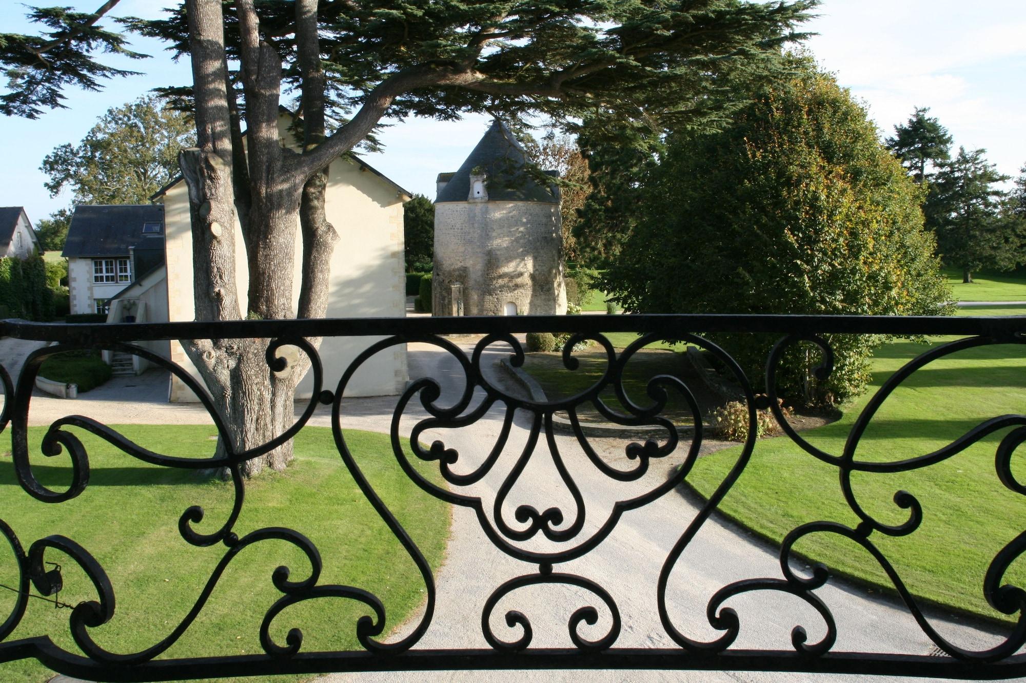 Grand Hotel "Chateau De Sully" - Piscine & Spa -Teritoria Sully  Eksteriør billede