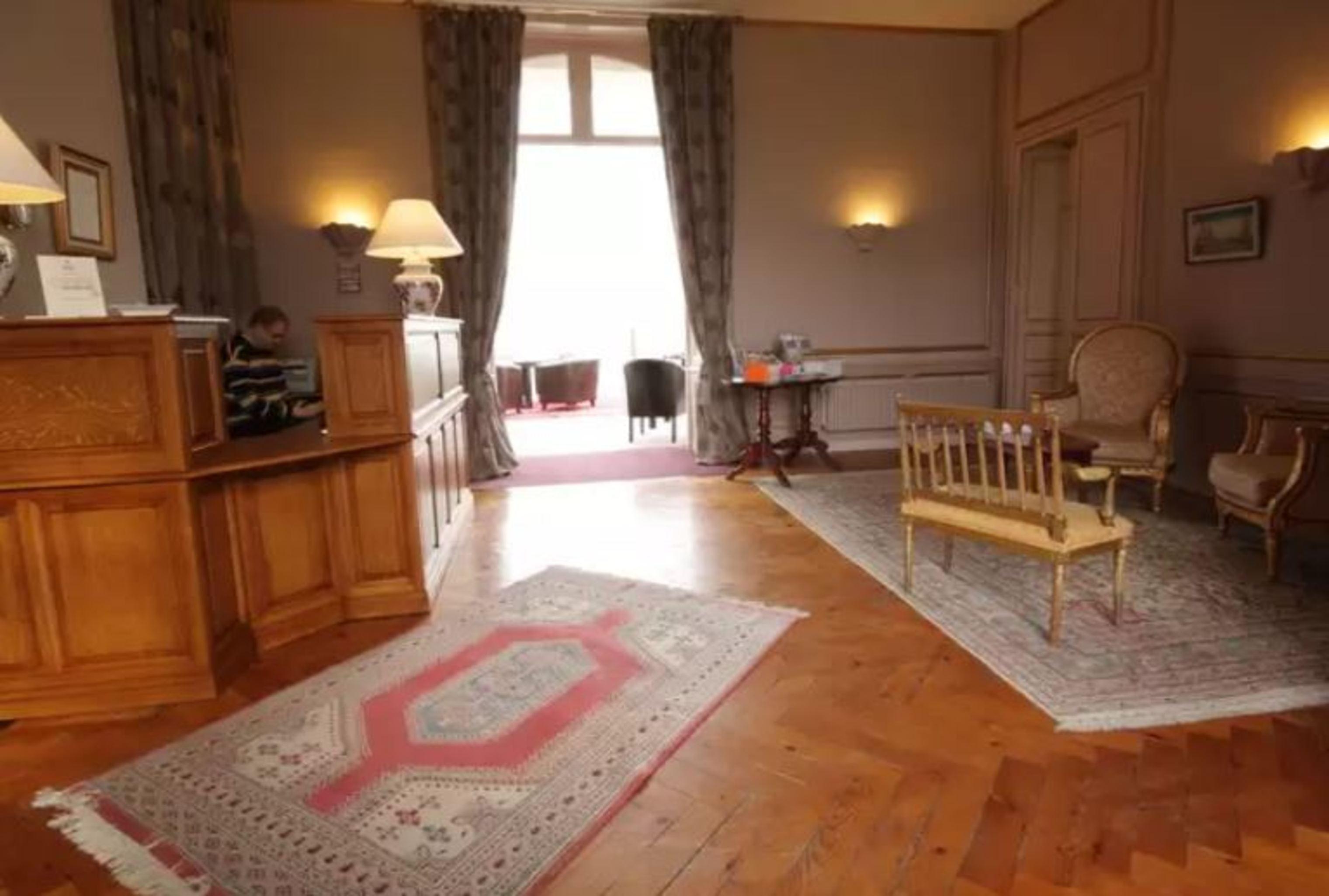 Grand Hotel "Chateau De Sully" - Piscine & Spa -Teritoria Sully  Eksteriør billede