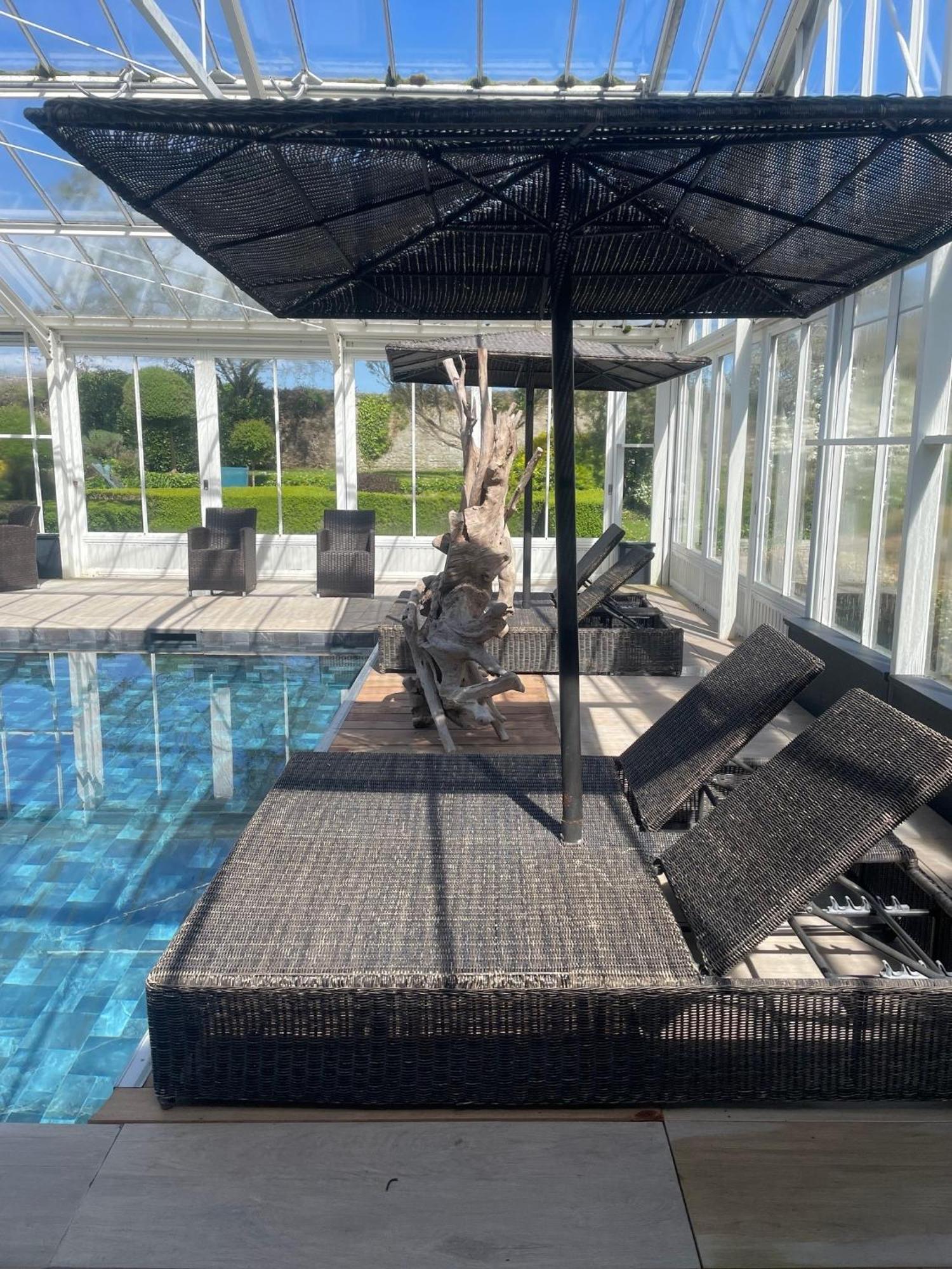 Grand Hotel "Chateau De Sully" - Piscine & Spa -Teritoria Sully  Eksteriør billede
